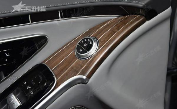 你更喜歡哪款？21款賓士S級/邁巴赫S480桃木內飾改裝，豪華更極致