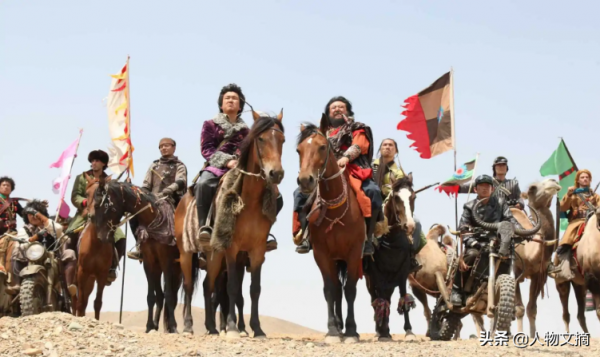 尹濟文:電影中是“奸詐小人”生活中是老好人,為亡友照顧遺孀 尹濟文:電影中是“奸詐小人”生活中是老好人,為亡友照顧遺孀