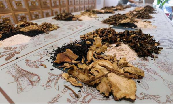 口腔有異味？可能是脾虛溼熱！1個方子，健脾胃，祛溼熱，除口臭