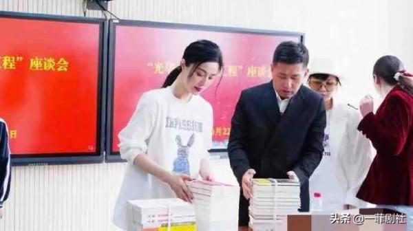 娛樂圈近期爆料，眾多頂流在內，最新路透照，大瓜小瓜，吃瓜拿走