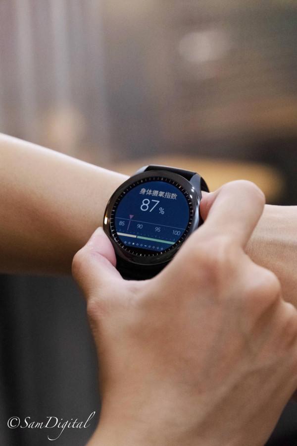 腕上也有了專屬健康管家：華碩健康手錶2開箱測評