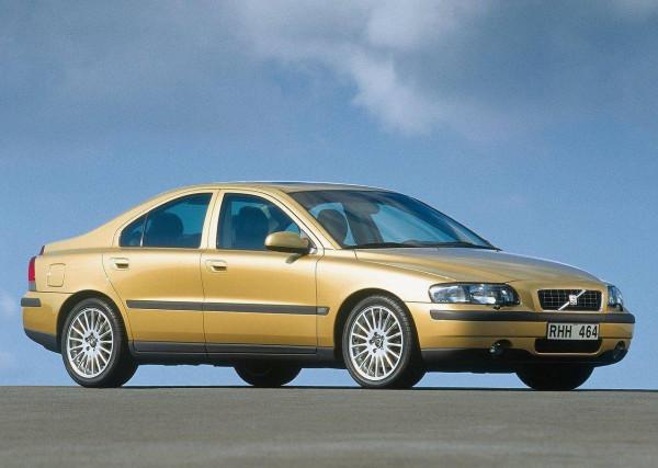 北歐豪華的效能一面,賽道試駕沃爾沃新款S60 北歐豪華的效能一面,賽道試駕沃爾沃新款S60