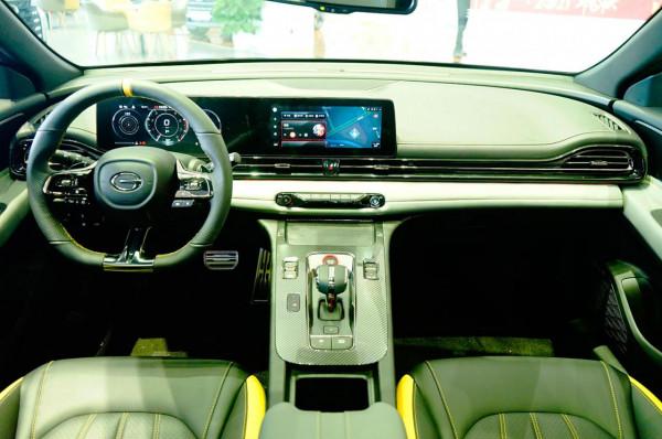 形式上做到位 價格接地氣 J11版最具價效比 傳祺影豹車型分析導購 形式上做到位 價格接地氣 J11版最具價效比 傳祺影豹車型分析導購