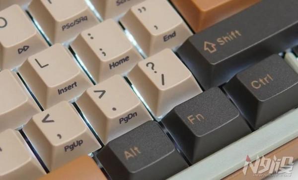 可換配件 手裡鍵Hanzo半藏無線機械鍵盤體驗 可換配件 手裡鍵Hanzo半藏無線機械鍵盤體驗