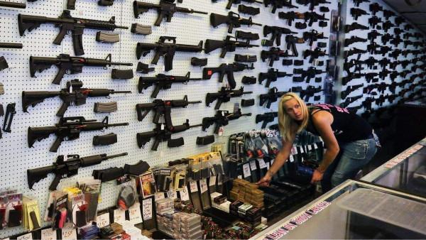 這就是美國的“風景線”？女議員在華盛頓遭搶劫，警方卻毫無作為