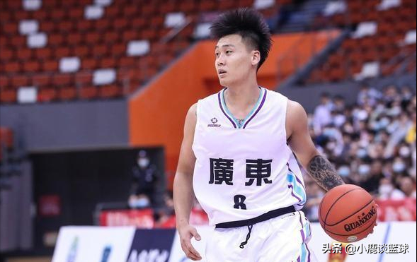 正式官宣!廣東男籃12人大名單終於出爐,杜鋒攜手趙睿衝擊總冠軍 正式官宣!廣東男籃12人大名單終於出爐,杜鋒攜手趙睿衝擊總冠軍