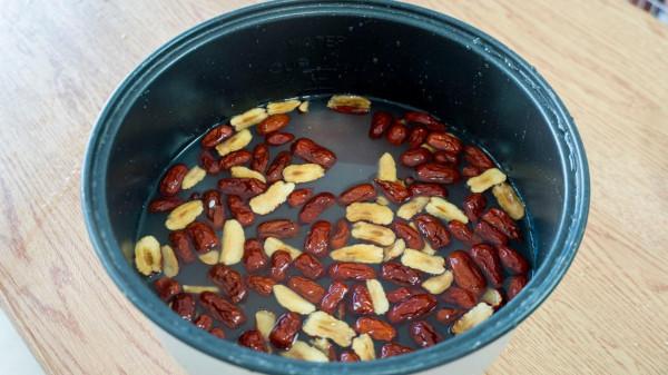 冬季養生宜溫補!多吃7道美食,驅寒暖身營養足,順應時節過寒冬 冬季養生宜溫補!多吃7道美食,驅寒暖身營養足,順應時節過寒冬