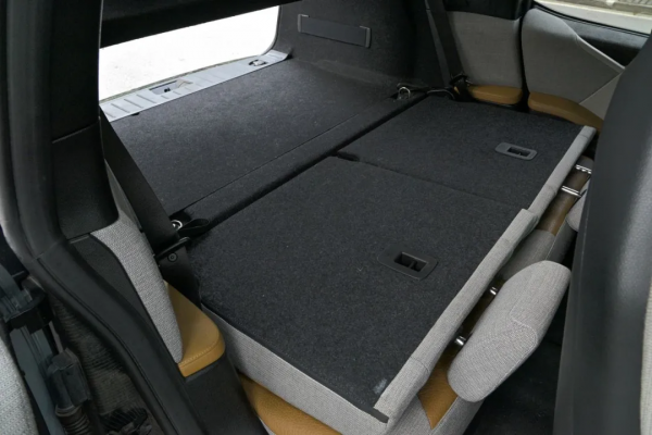 全碳纖“未來之車”，寶馬i3增程版亮點多多