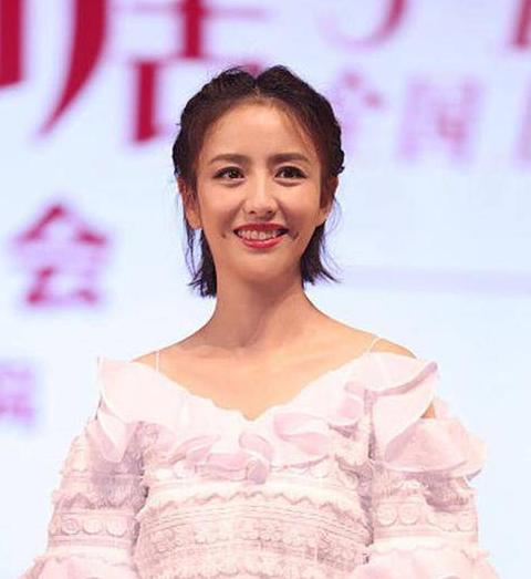 絕了！這九個酒窩女星無人爭鋒，一顰一笑都超甜，整不出的靈動