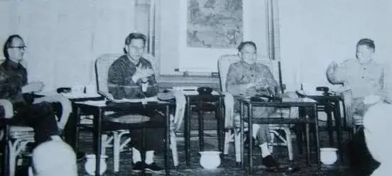 1977年,是誰向鄧小平第一個提出恢復高考的?他以後的命運如何? 1977年,是誰向鄧小平第一個提出恢復高考的?他以後的命運如何?