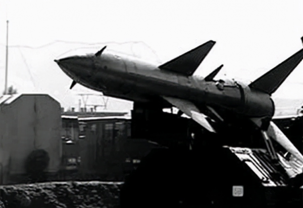 1962年，U-2偵察西北上空，飛出“∞”字，引起元帥們的極大關注