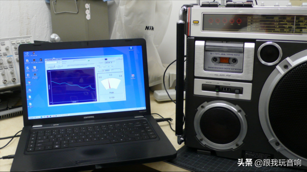 JVC 70年代推出的一款類似於真正的揚聲器,RC-550行動式收錄機 JVC 70年代推出的一款類似於真正的揚聲器,RC-550行動式收錄機