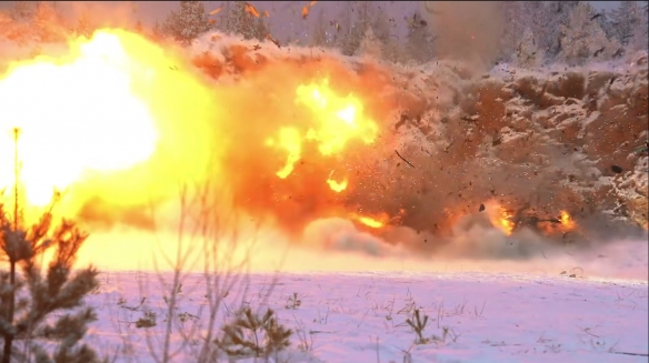 特斯拉車主不滿維修費高達2萬歐元 綁上炸藥將車炸燬 特斯拉車主不滿維修費高達2萬歐元 綁上炸藥將車炸燬
