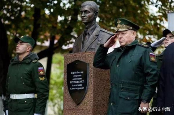 普京同恐怖分子談判，用六名俘虜交換一中尉遺體，這人有多重要？