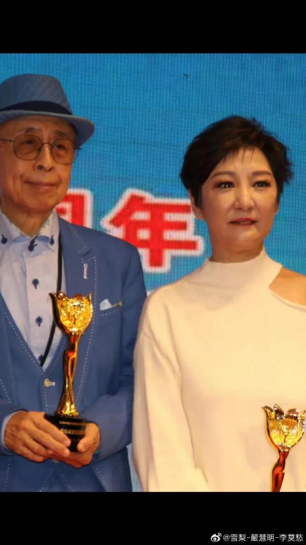 最美“馬伕人康敏”雪梨56歲身材發福，演技拿獎感動落淚