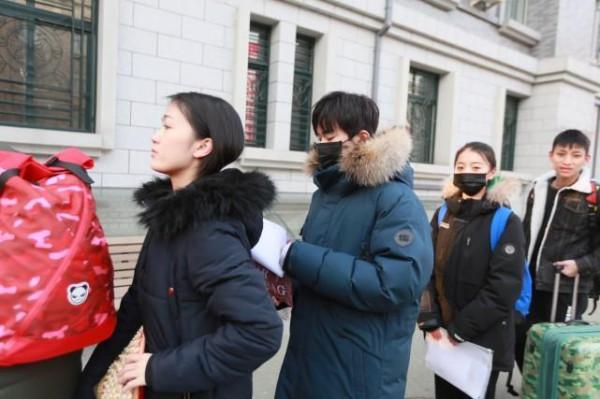 “00後”究極狠人易烊千璽,從出生就開始韜光養晦,一成年便登頂 “00後”究極狠人易烊千璽,從出生就開始韜光養晦,一成年便登頂