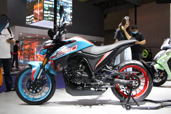 前衛科幻的公升級運動巡航RA9、RX850、RE5等賽科龍摩博會下餃子 前衛科幻的公升級運動巡航RA9、RX850、RE5等賽科龍摩博會下餃子