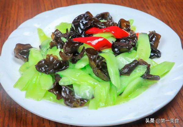 木耳炒青瓜不要直接下鍋炒,多加這一步,清脆爽口,營養不流失 木耳炒青瓜不要直接下鍋炒,多加這一步,清脆爽口,營養不流失