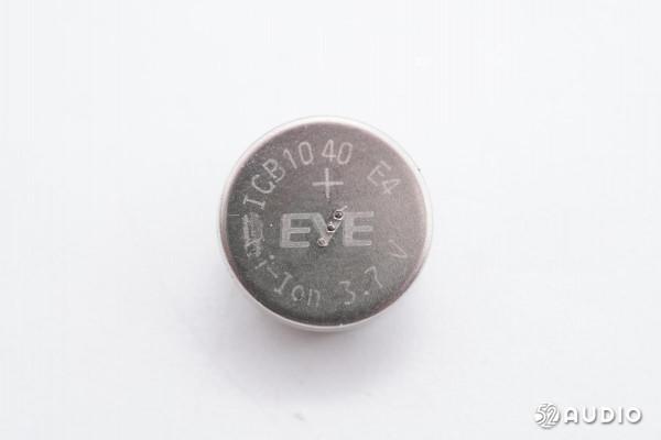 黑鯊鳳鳴真無線藍芽耳機拆解，自研超低延時，支援遊戲超低延時