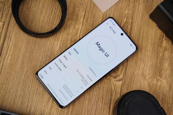 2500元左右的三款熱銷手機，你最看好哪一款機型