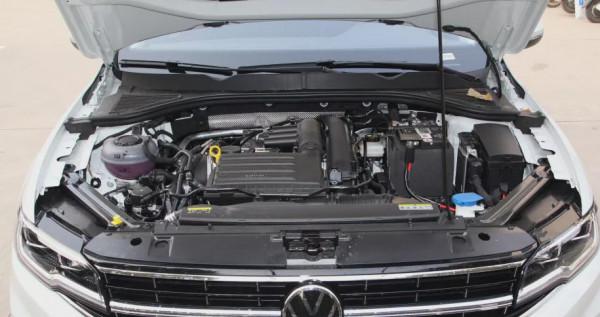 大眾同門之爭：寶來VS朗逸誰會更勝一籌？