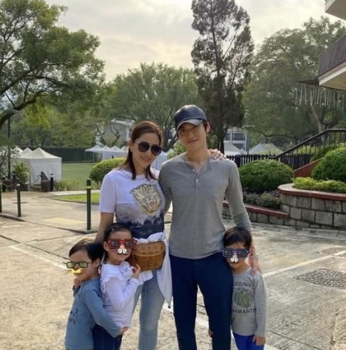 汪圓圓的精彩上位史:從模特嫁入百億豪門,3年生3個娃掌握繼承權 汪圓圓的精彩上位史:從模特嫁入百億豪門,3年生3個娃掌握繼承權