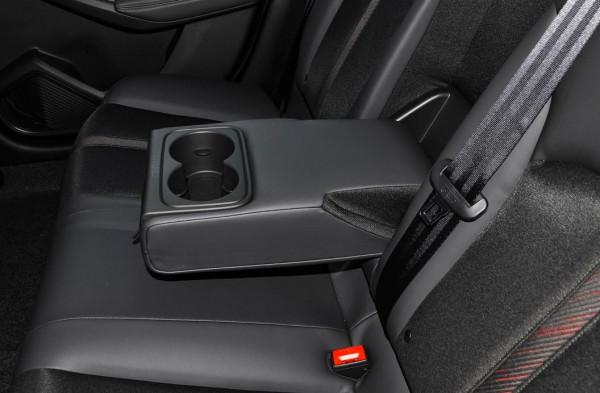 想花10萬左右，買動力強省油的轎車，不妨看看東風風神奕炫MAX