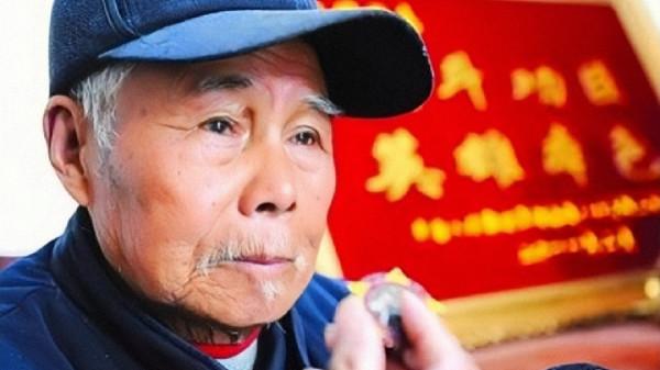 86歲老農隱姓埋名55年，掏出一破布包驚呆上級：您是特等功臣？