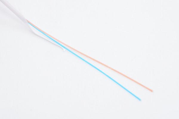 內建光纖模組的CC線長什麼樣?拆解Facebook Oculus VR專用線揭曉 內建光纖模組的CC線長什麼樣?拆解Facebook Oculus VR專用線揭曉