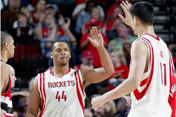 難遇良人!回顧姚明的NBA生涯裡,長期靠不住的內線搭檔 難遇良人!回顧姚明的NBA生涯裡,長期靠不住的內線搭檔