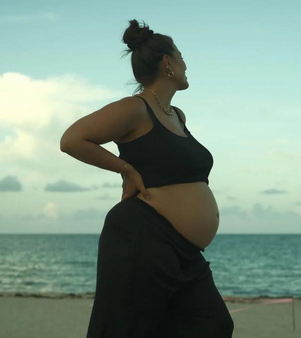 懷孕後浮腫發福的她們，怎麼反而更美了？