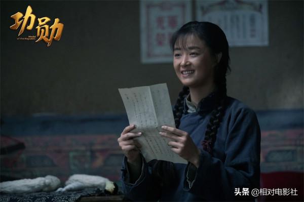 黃曉明蔣欣入局，靳東孫紅雷柳雲龍強勢迴歸，“諜戰劇大年”將至