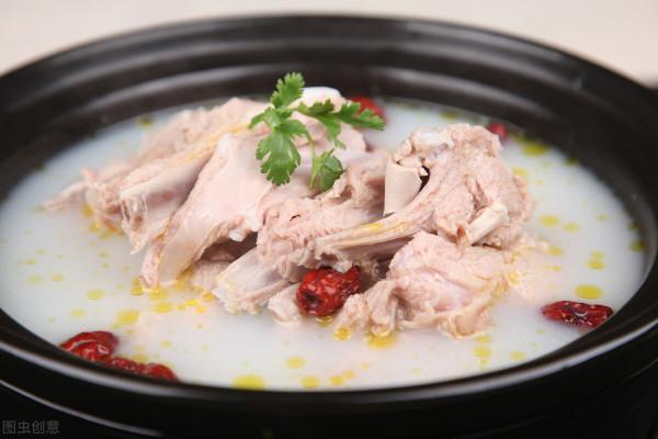 天冷了，6道熱騰騰的湯端上桌，營養全面好消化，暖暖活活過深秋