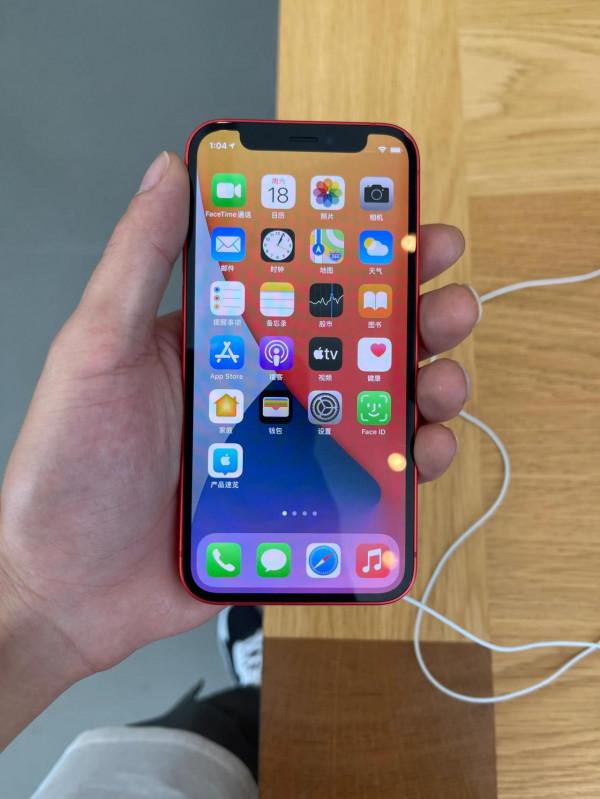 今天體驗的手機