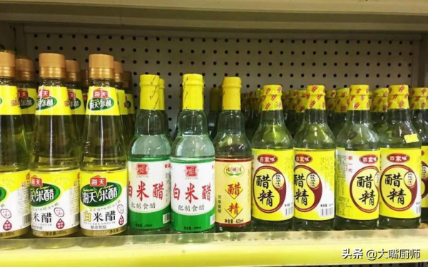 買醋別看價格,認準“4大名醋”,純正釀造醋,味道酸醇,香味濃 買醋別看價格,認準“4大名醋”,純正釀造醋,味道酸醇,香味濃