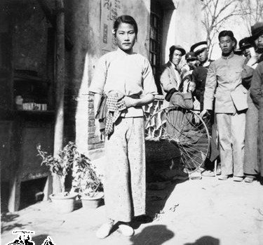 張瑞芳畫傳 39張老照片 從幼年到94歲 不同階段風采 見證美麗人生 張瑞芳畫傳 39張老照片 從幼年到94歲 不同階段風采 見證美麗人生