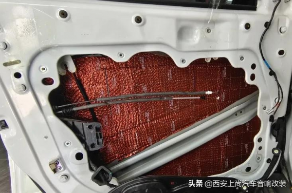 全方位降噪重回寧靜車生活,吉普指南者升級全車俄羅斯阿德薩隔音 全方位降噪重回寧靜車生活,吉普指南者升級全車俄羅斯阿德薩隔音