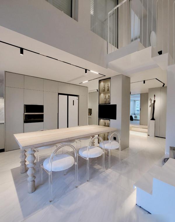 南二環130㎡頂複式,買來閒置三年,如今花53萬改造6室1廳再入住 南二環130㎡頂複式,買來閒置三年,如今花53萬改造6室1廳再入住