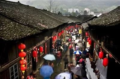 湖南的“超大”古鎮火了，佔地面積達20萬畝，景色絕美快來打卡