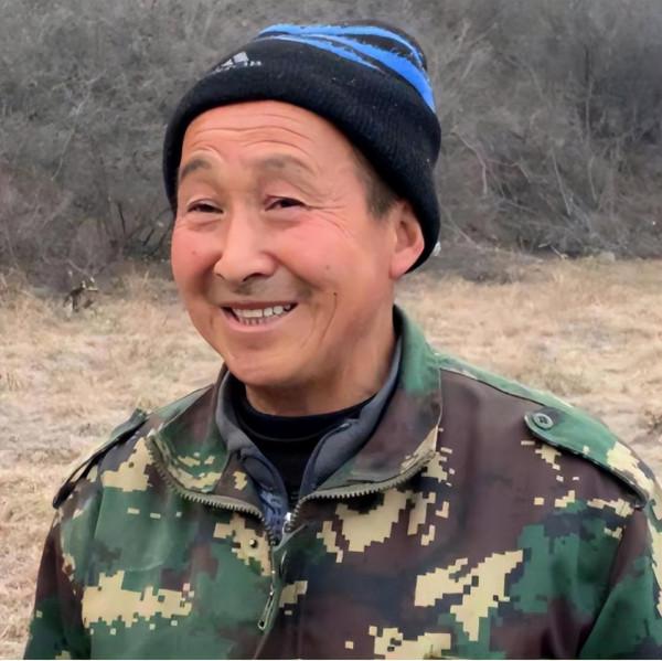 16年，放羊老農發現幾隻“金雞”，誤當鳳凰養4年，後有意外收穫