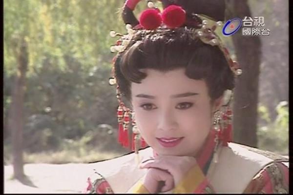 當港臺女神遇到內地美人，林心如被豔壓5次，巔峰張柏芝難逢敵手