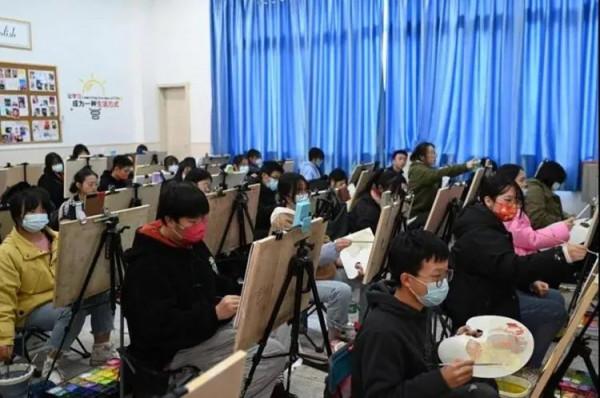 2022年西部戰區空軍公開招考文職人員|早讀四川 2022年西部戰區空軍公開招考文職人員|早讀四川