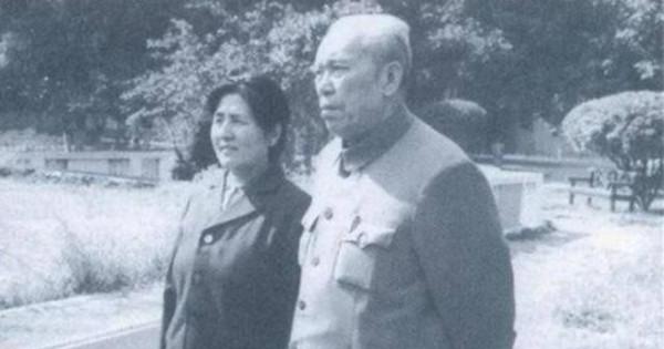 1985年，梁大牙去世，妻子提出唯一請求，中央立即批示：同意