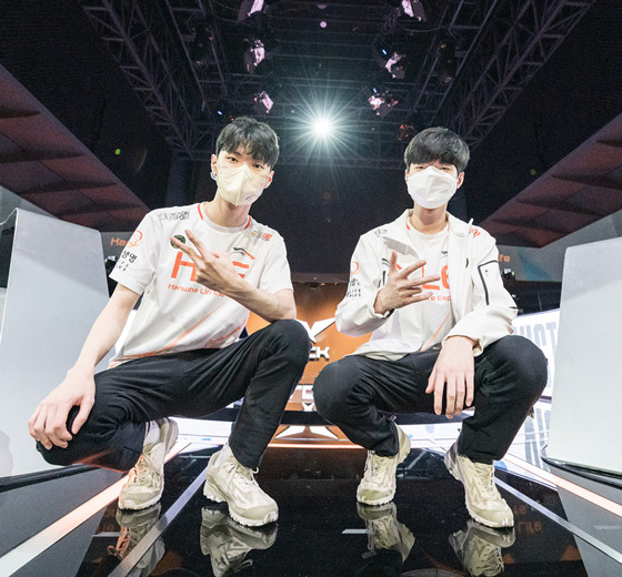 LOL:S11全球總決賽戰隊巡禮:向死而生的夢想之師HLE LOL:S11全球總決賽戰隊巡禮:向死而生的夢想之師HLE