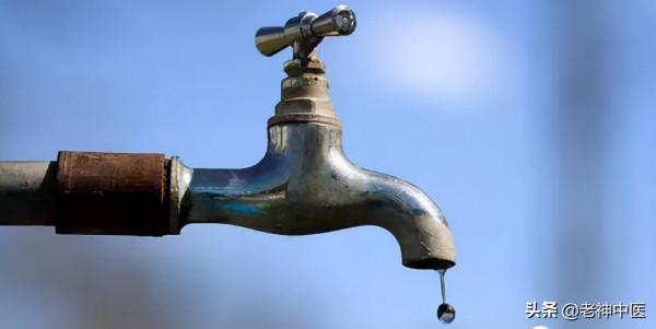 眼底出血,糖尿病視網膜病變;中醫治療,短短30天就有改善 眼底出血,糖尿病視網膜病變;中醫治療,短短30天就有改善