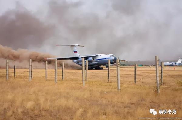 神龍見首不見尾的運油20能載貨嗎 神龍見首不見尾的運油20能載貨嗎