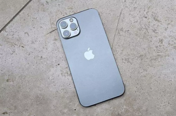 3款續航極佳的手機，新年探親不帶充電寶，也能暢玩一整天