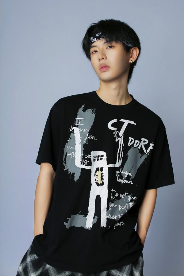 和平精英：小摳腳戰神局打出34殺吃雞戰績，決賽的對手直接認輸