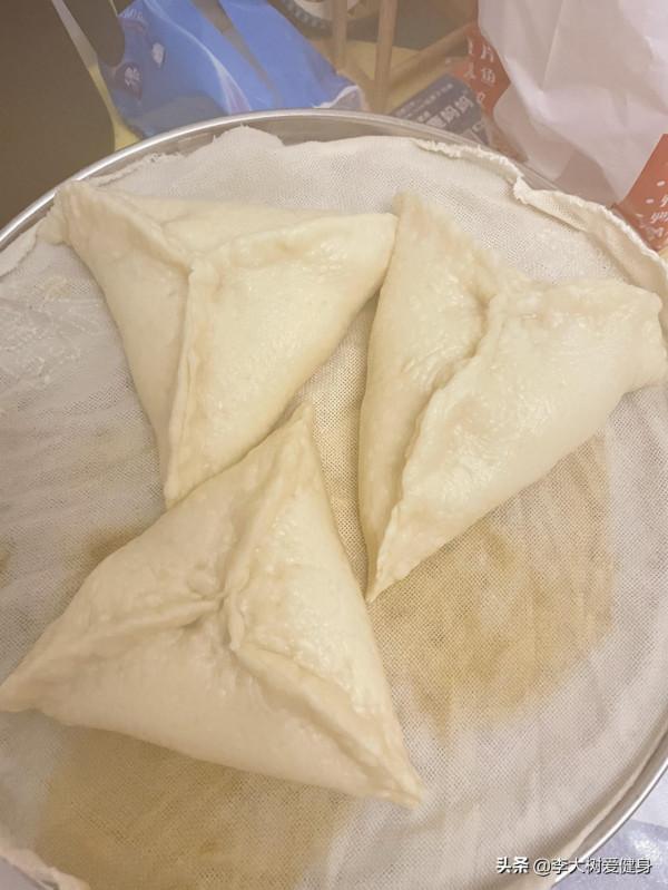 麵粉這樣做,比外面買的還好吃(糖三角做法) 麵粉這樣做,比外面買的還好吃(糖三角做法)