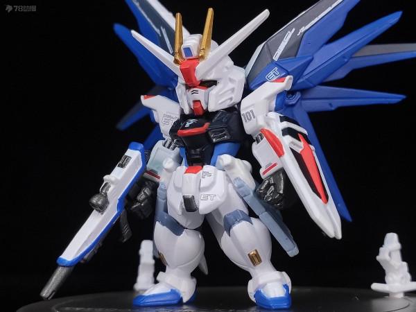 78民間測評：食玩FW 新GC CORE 自由高達 高達中國計劃版